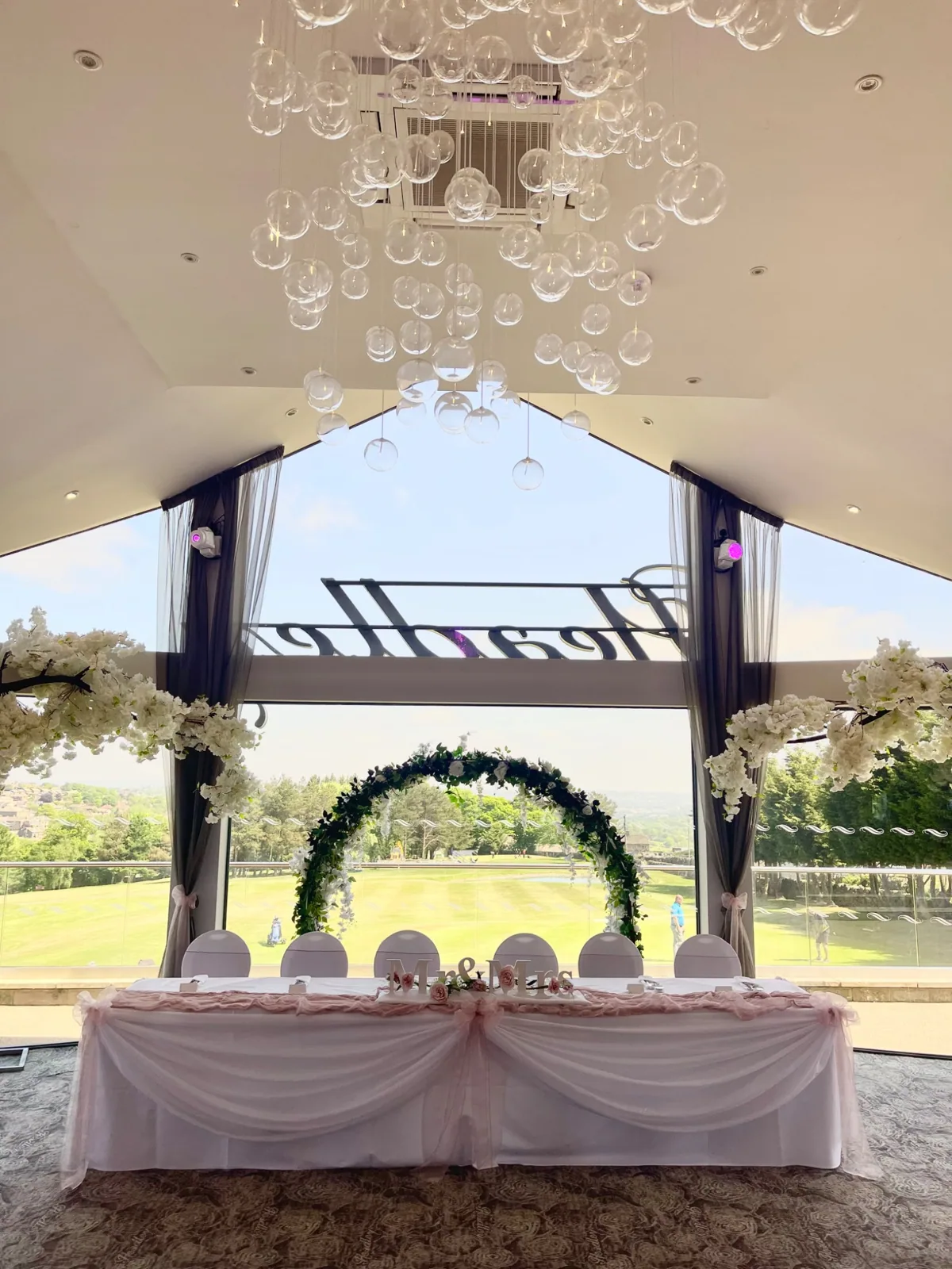 Blush wedding top table